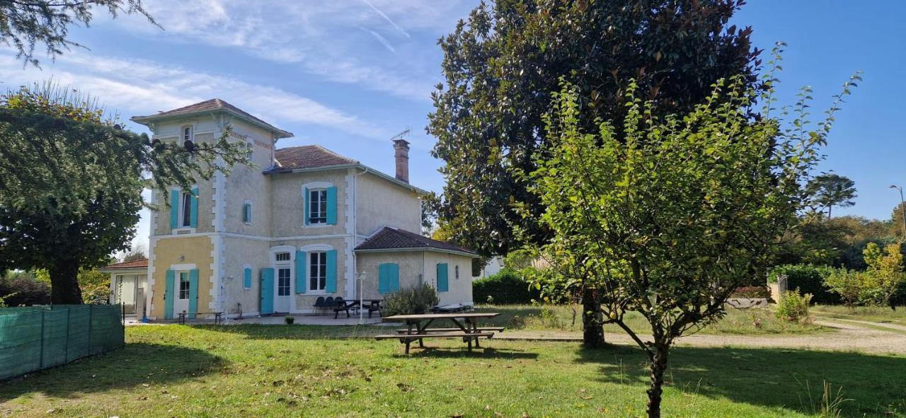 Villa Avec Piscine Et Billard Sabres Eksteriør bilde